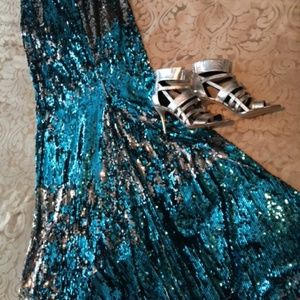 A beautiful formal/prom dress